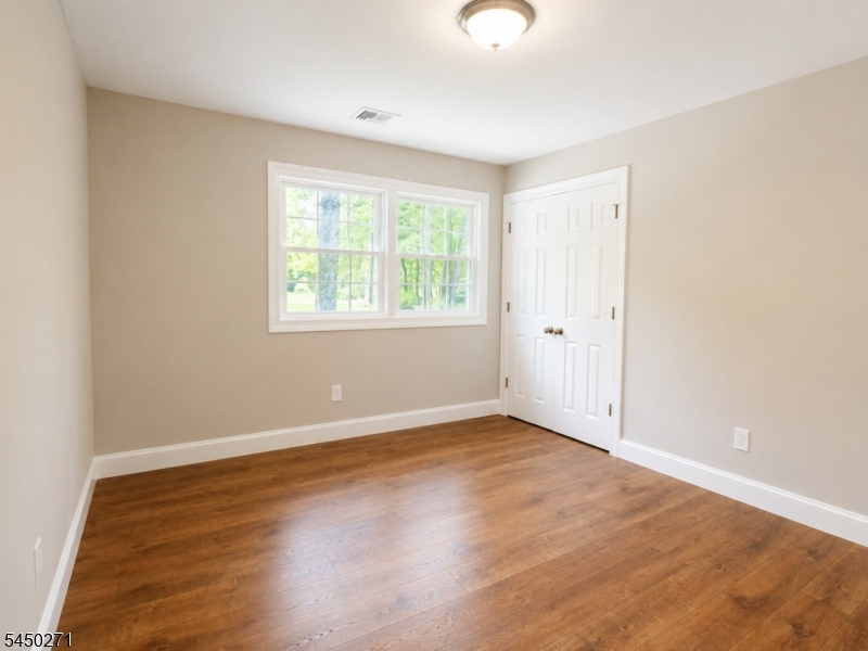 220 Brook Valley Rd Property Photo 12