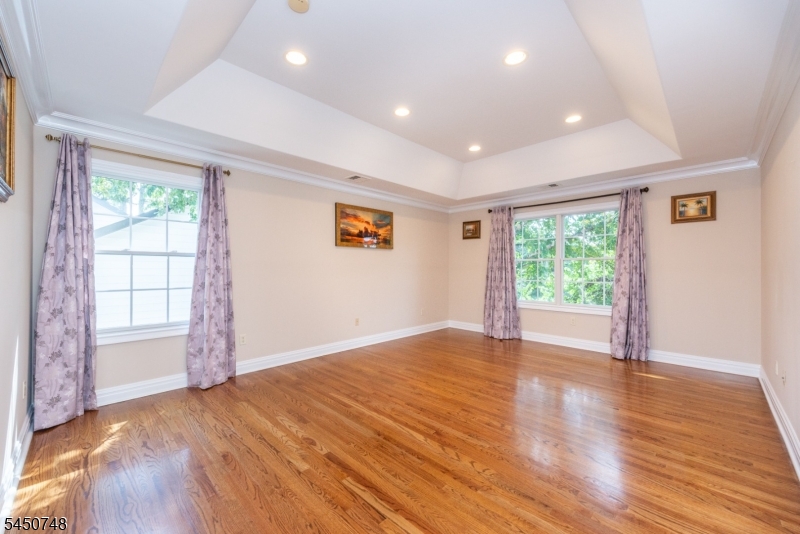 20 Hugenot St Property Photo 18