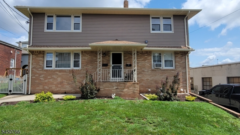 39 Wadsworth St Property Photo 1