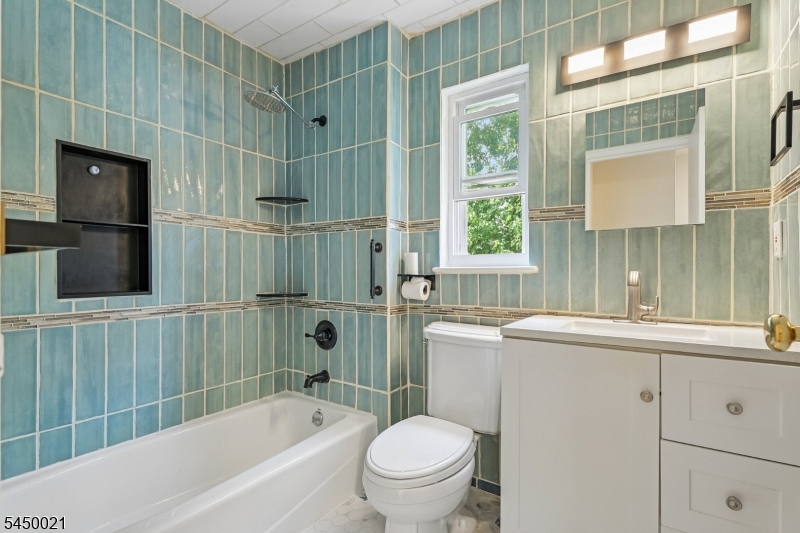 79 Roseland Ave 89 Property Photo 8
