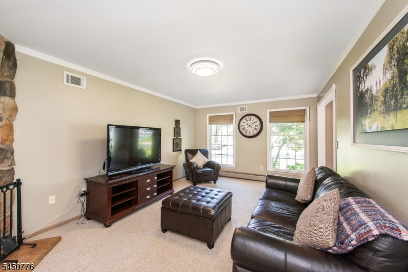 4 Watson Way Property Photo 8