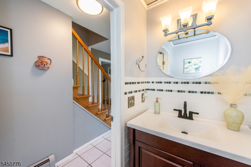 4 Watson Way Property Photo 16