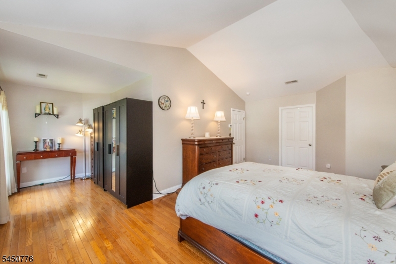 4 Watson Way Property Photo 19