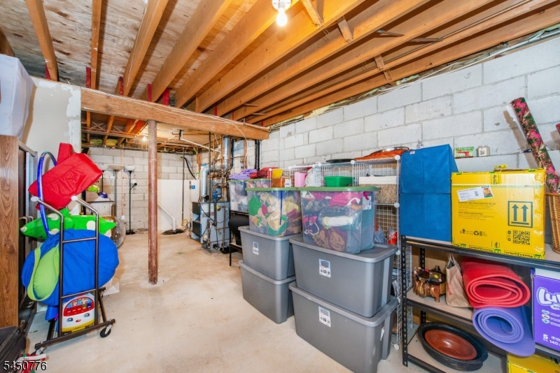 4 Watson Way Property Photo 28