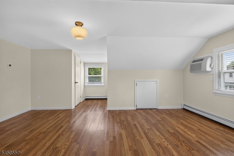 663 Mountain Ave Property Photo 25