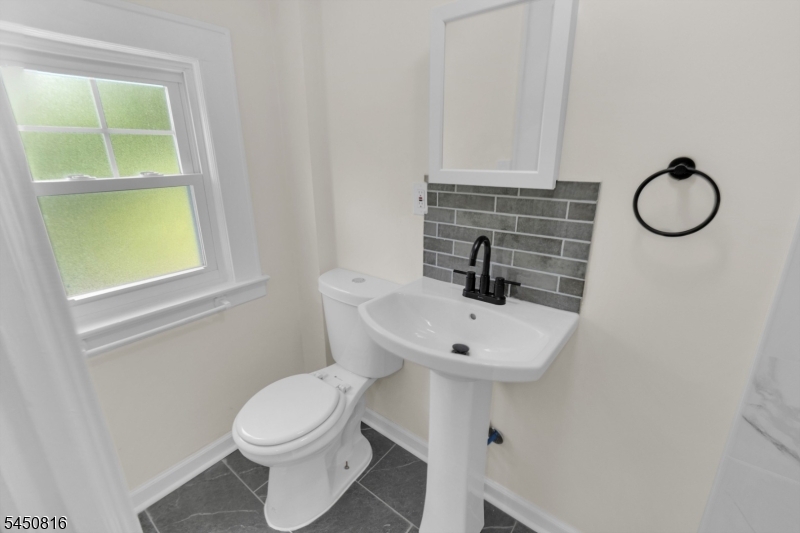 153 Clairmont Ter Property Photo 24