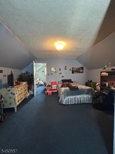 1065 Voorhees St Property Photo 7