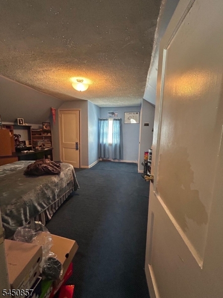 1065 Voorhees St Property Photo 8