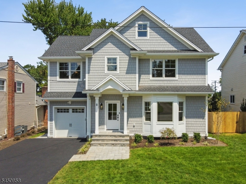 8 Pine Tree Ter Property Photo 1
