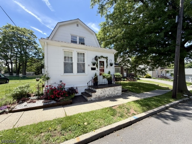 31 Hope St Property Photo 2