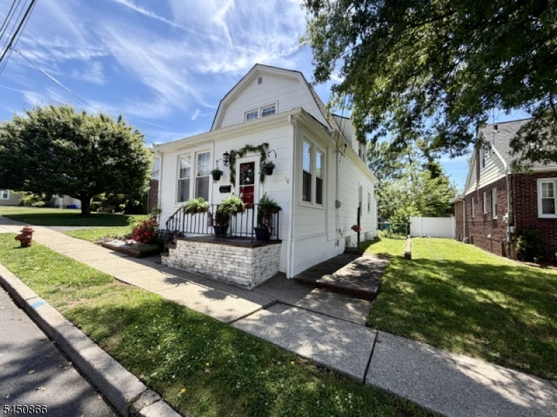 31 Hope St Property Photo 3