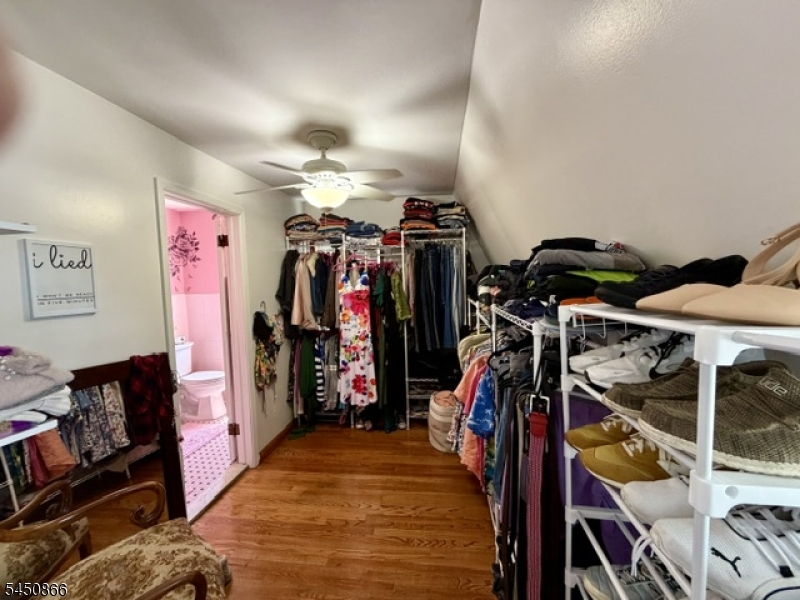 31 Hope St Property Photo 21