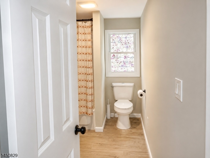 1 Hickory Trl Property Photo 9