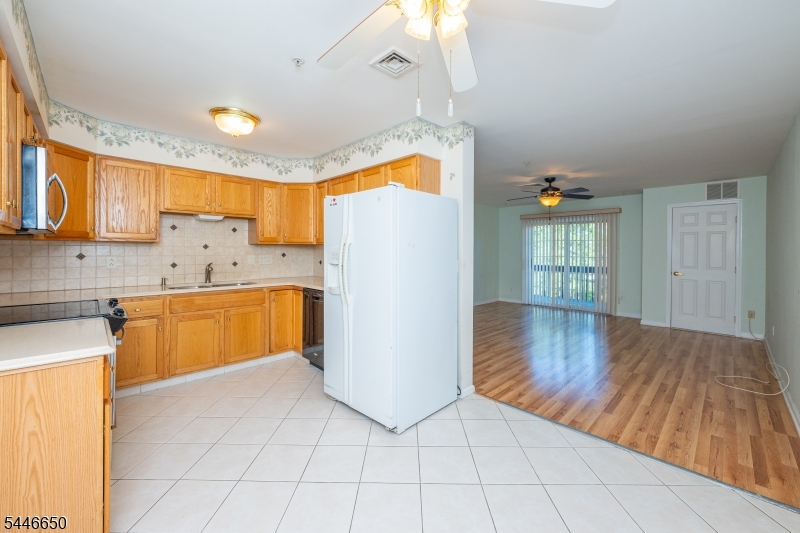 421 Cannella Way 421 Property Photo 6