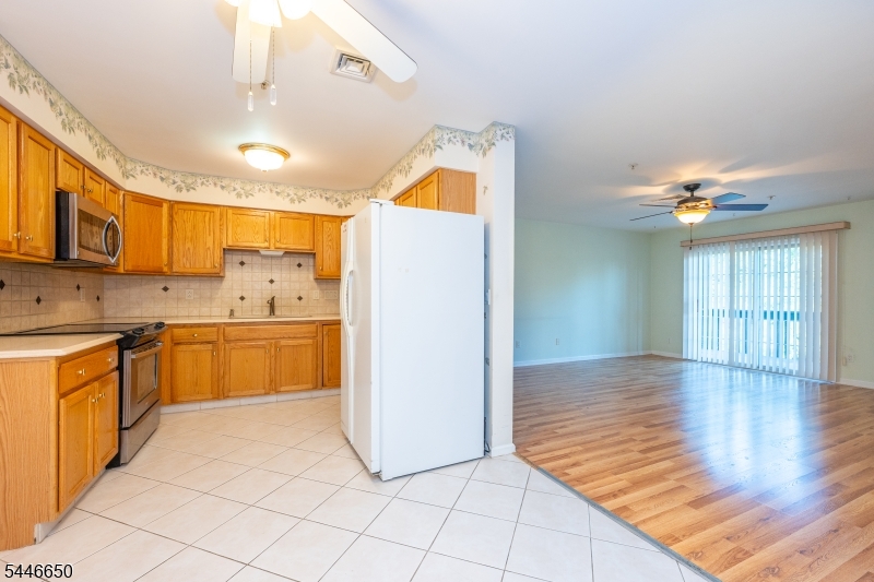 421 Cannella Way 421 Property Photo 8