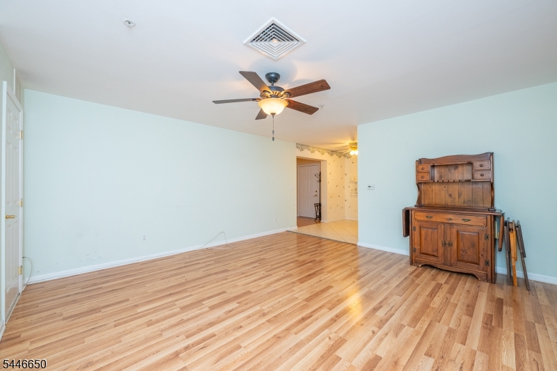 421 Cannella Way 421 Property Photo 11