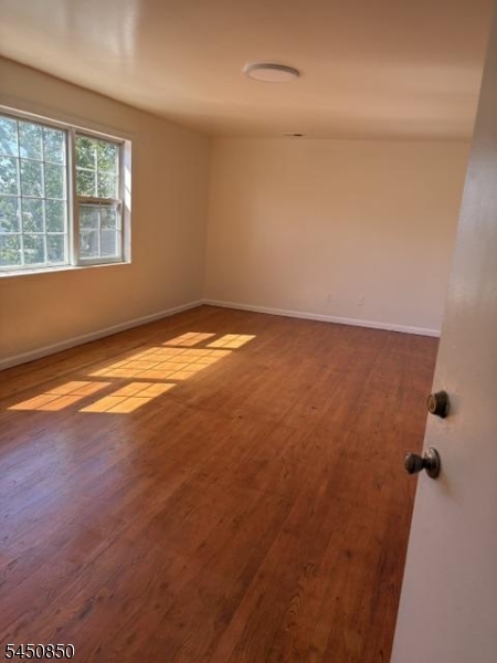 1482 Hiawatha Ave 2 Property Photo 2