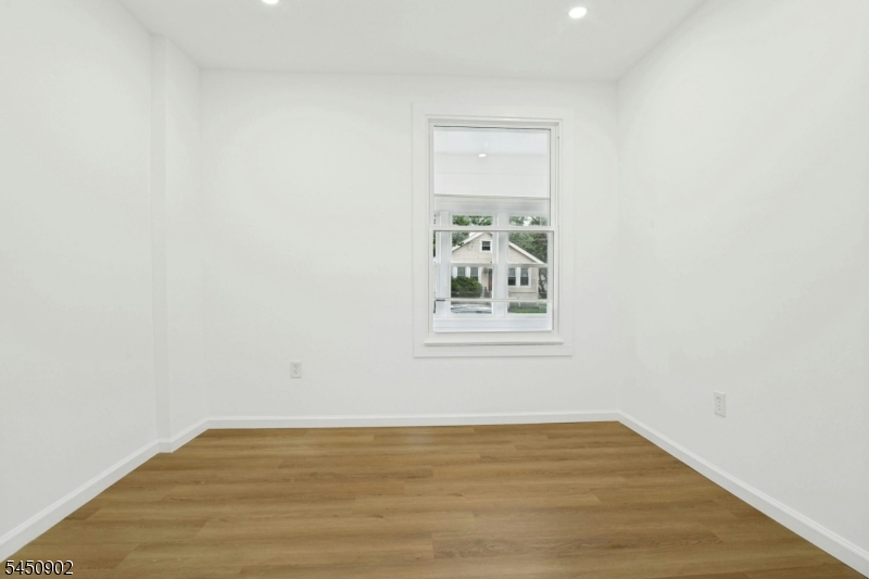 134 Grand Ave Property Photo 11