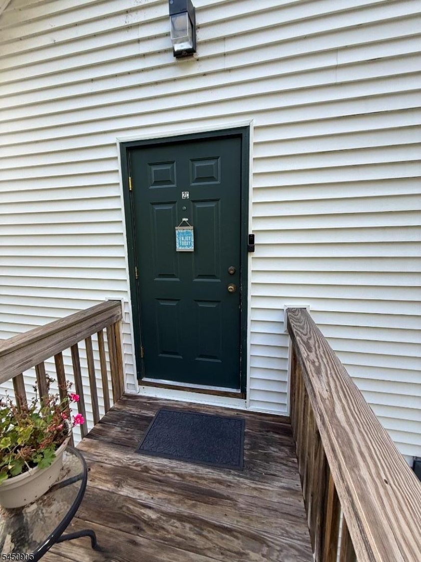 19 Merriam Ave C Property Photo 6