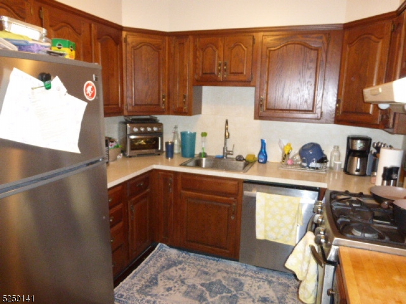 44 Wetmore Ave A Property Photo 14