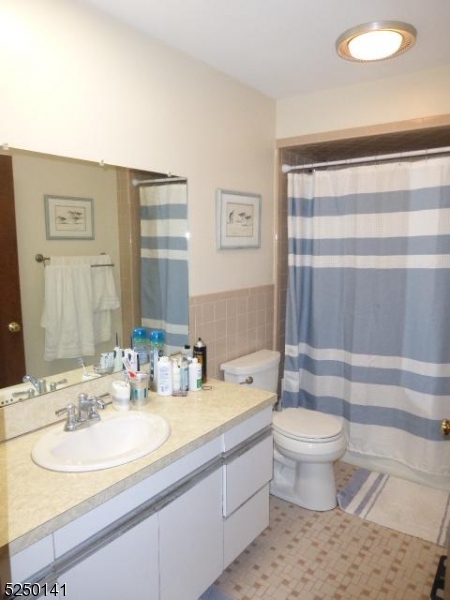 44 Wetmore Ave A Property Photo 25