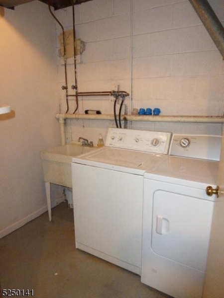 44 Wetmore Ave A Property Photo 28