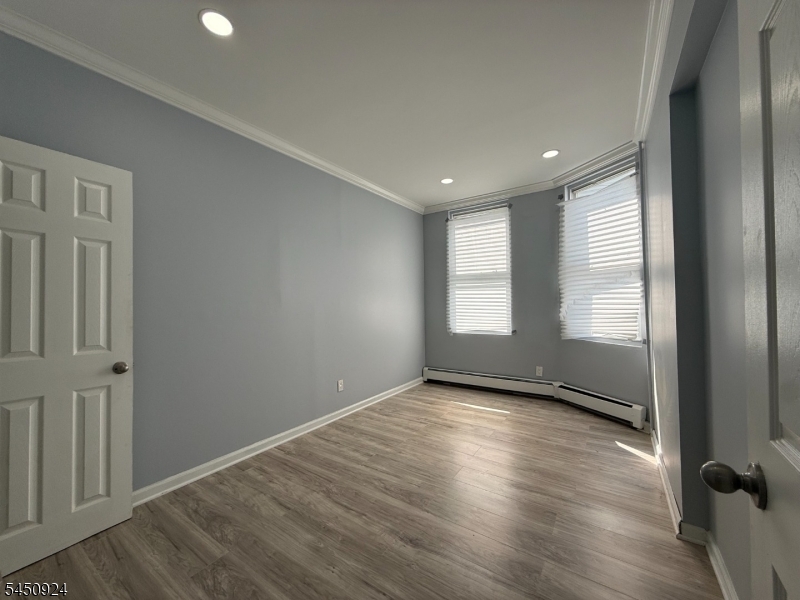 52 Lafayette Ave 1 Property Photo 3