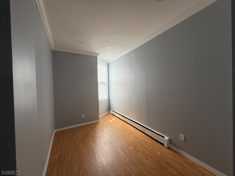 52 Lafayette Ave 1 Property Photo 6