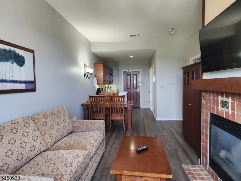 200 State Rt 94 Unit 421 421 Property Photo 9
