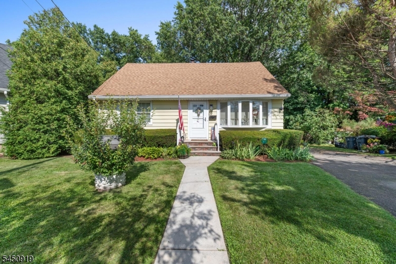 18 Seton Ln Property Photo 1