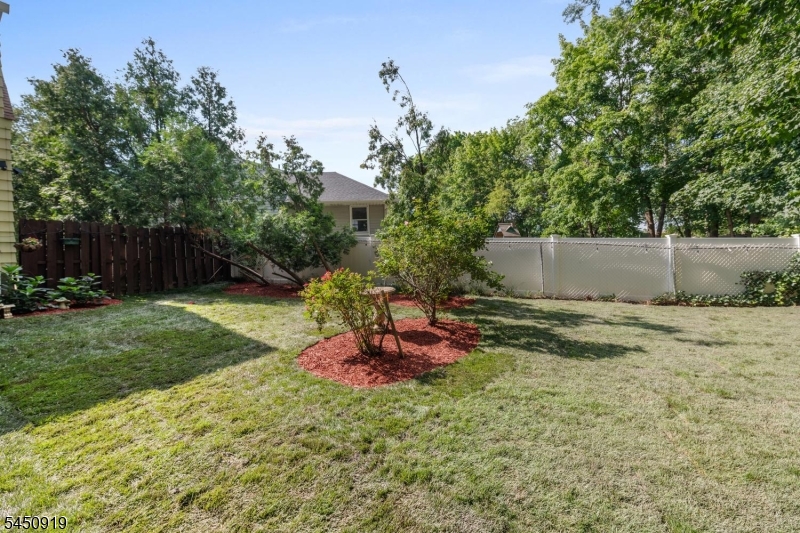 18 Seton Ln Property Photo 19
