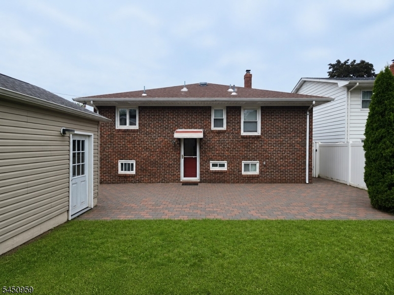 16 Jackson Avenue Property Photo 4