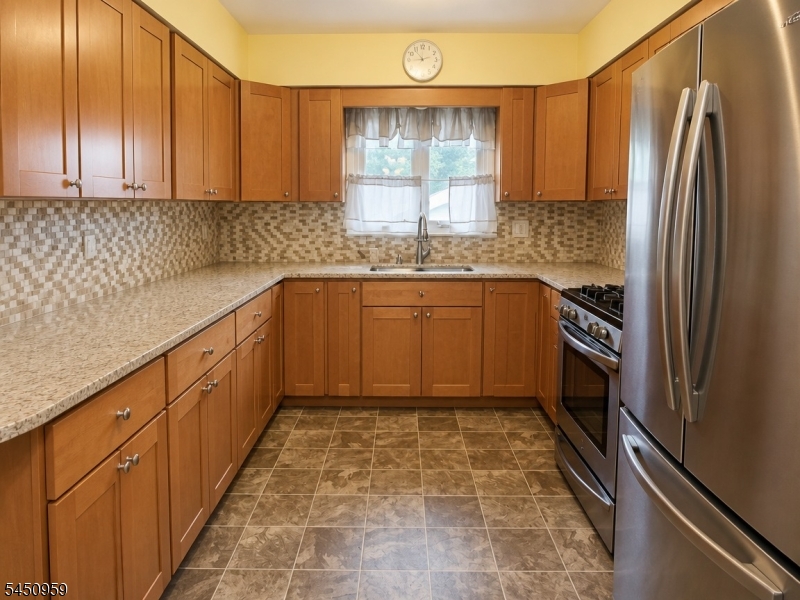 16 Jackson Avenue Property Photo 6