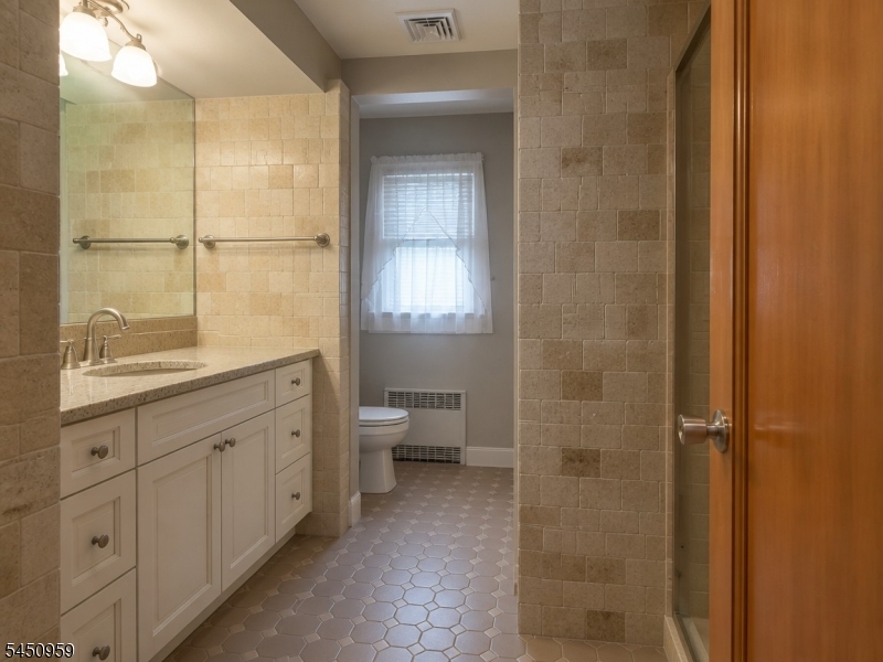 16 Jackson Avenue Property Photo 15
