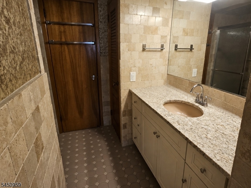 16 Jackson Avenue Property Photo 16
