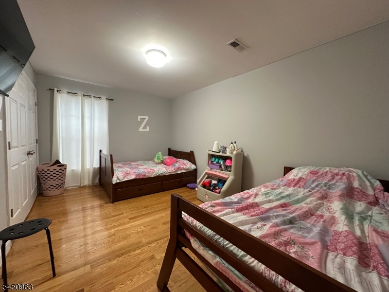 394 Sussex St 2 Property Photo 7