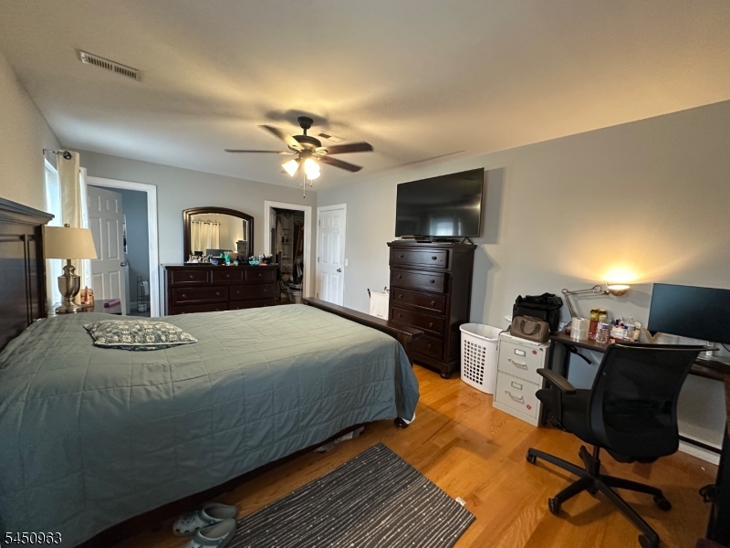 394 Sussex St 2 Property Photo 10