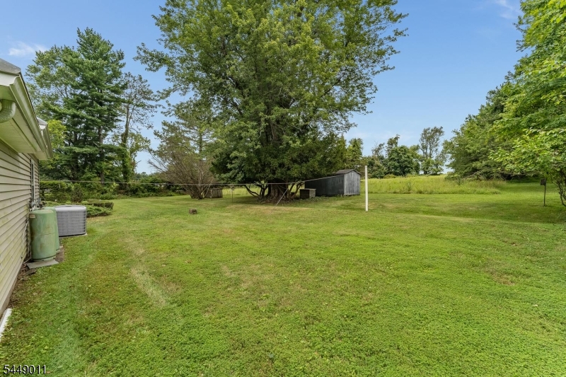 239 Quakertown Rd Property Photo 9