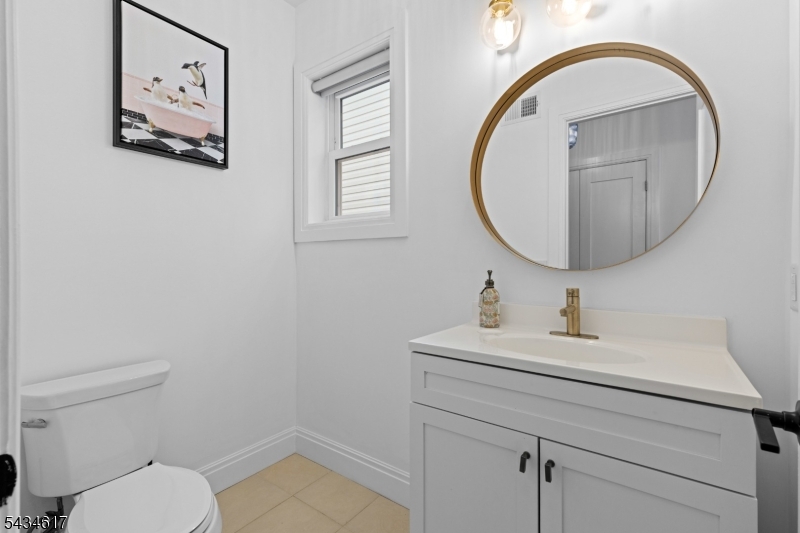 1603 71st St Property Photo 6