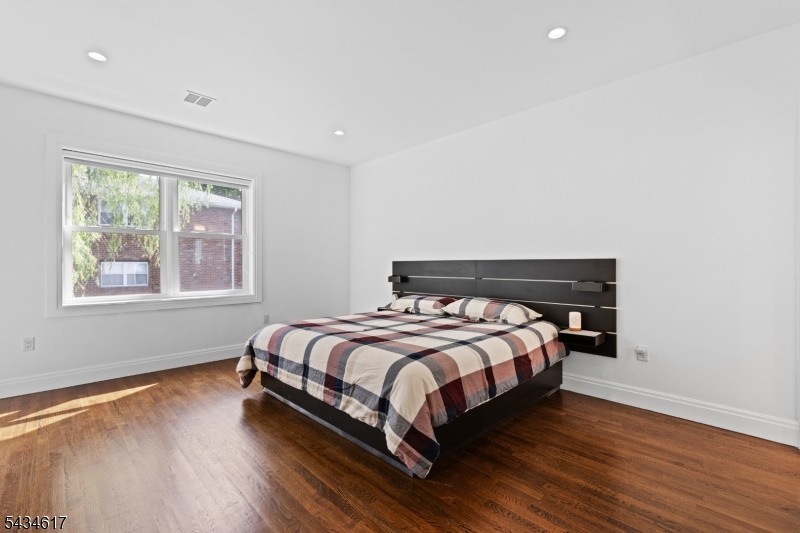 1603 71st St Property Photo 20