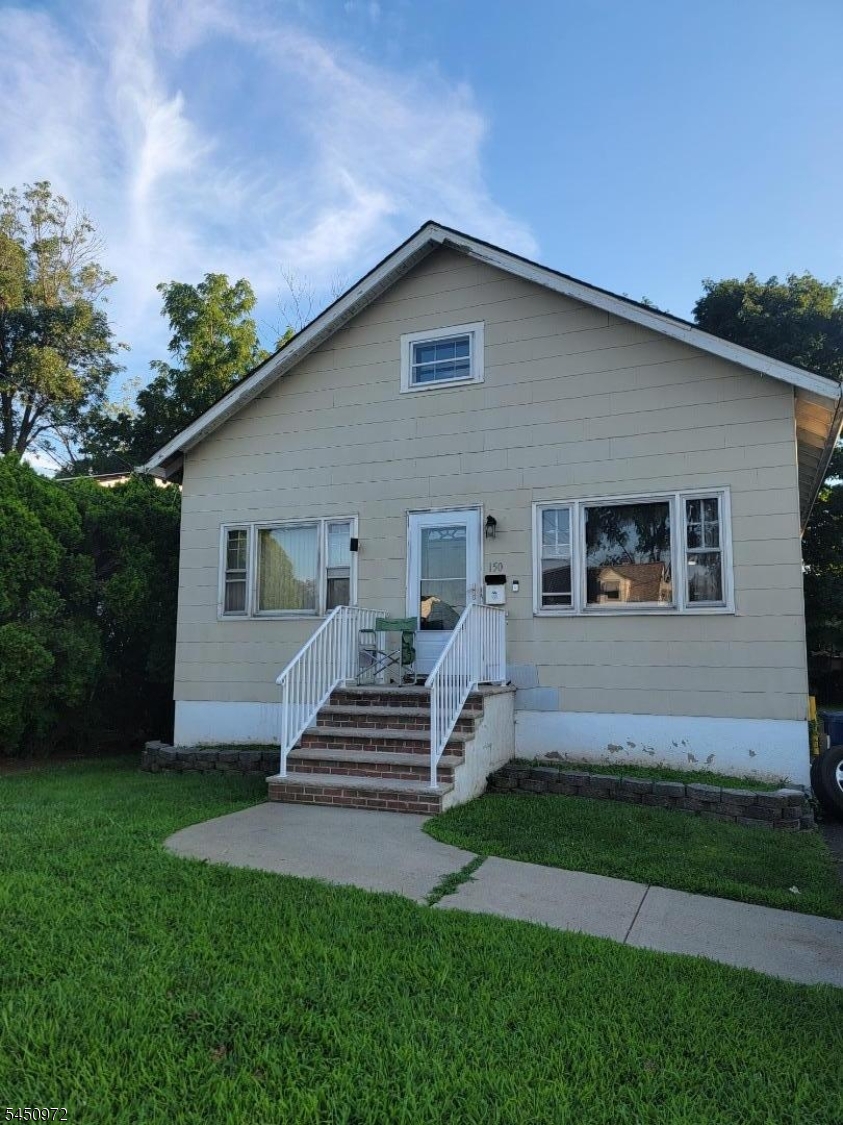 148 Pineview Ter Property Photo 1