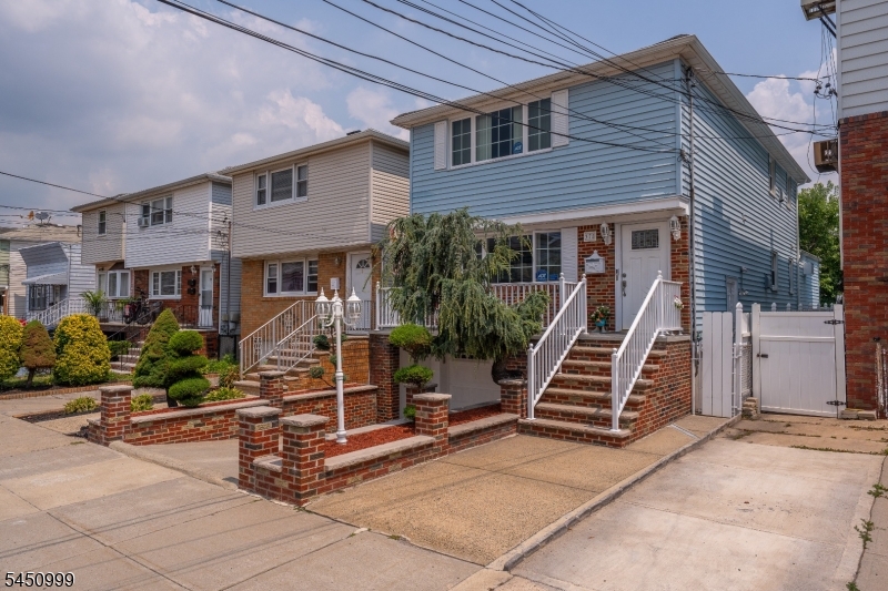 378 Cator Ave Property Photo 1