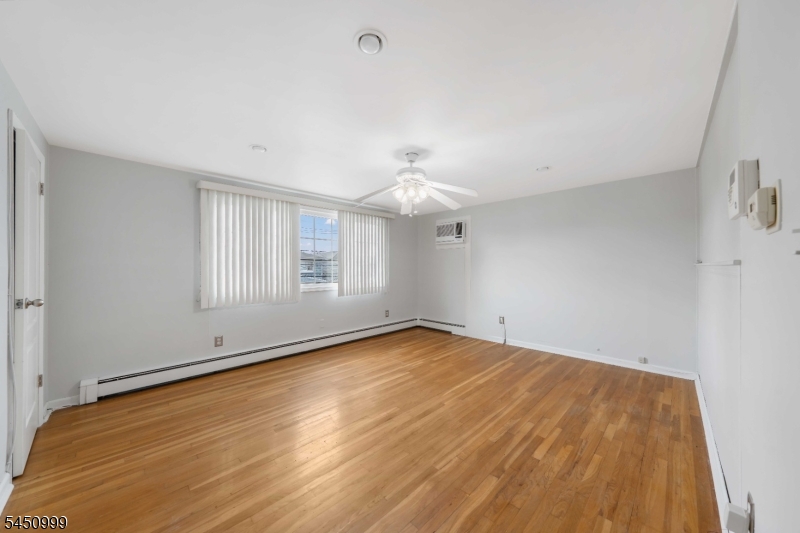 378 Cator Ave Property Photo 14