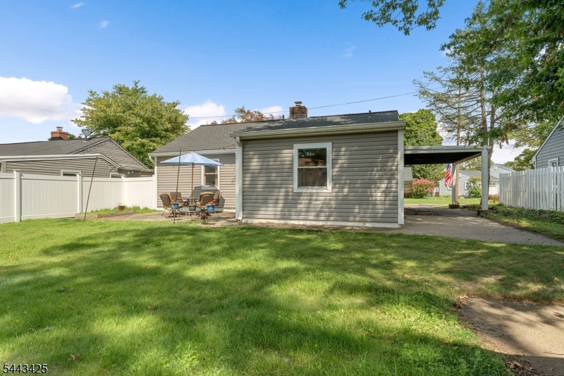 29 Lynn Ave Property Photo 29