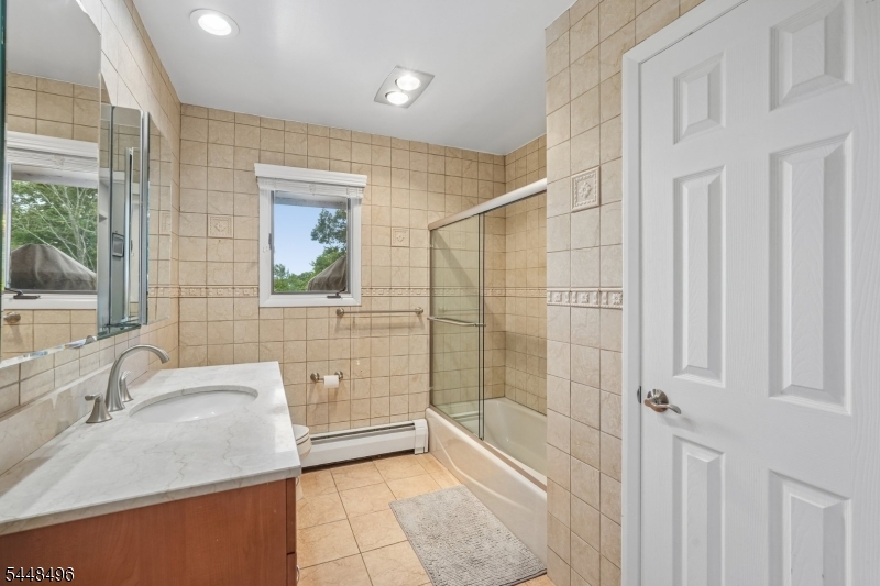 31 Surrey Dr Property Photo 14