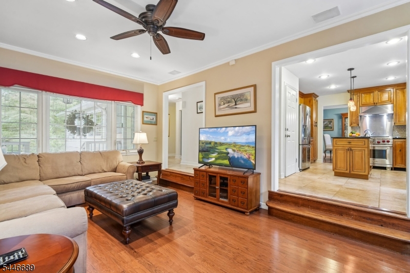 5 Pletcher Pl Property Photo 10