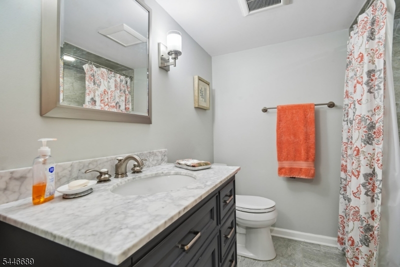 5 Pletcher Pl Property Photo 23