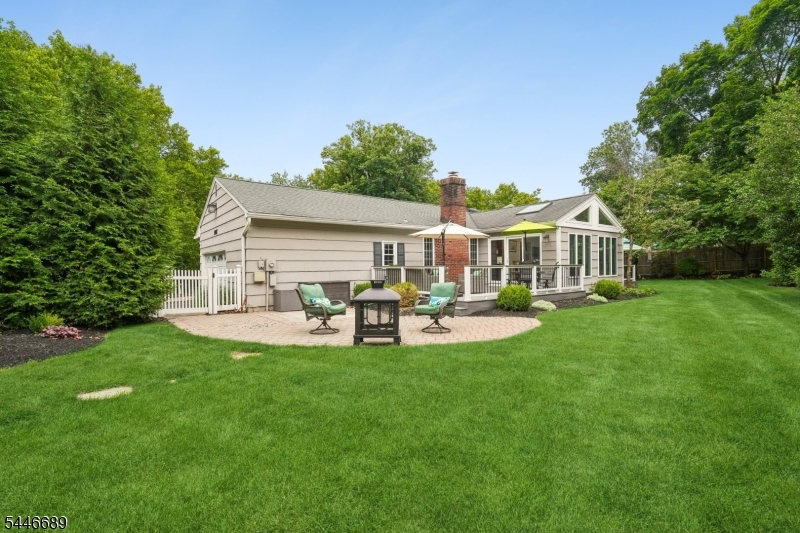 5 Pletcher Pl Property Photo 30