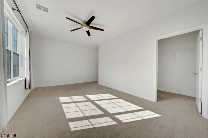 644 Lorhan Dr 644 Property Photo 11