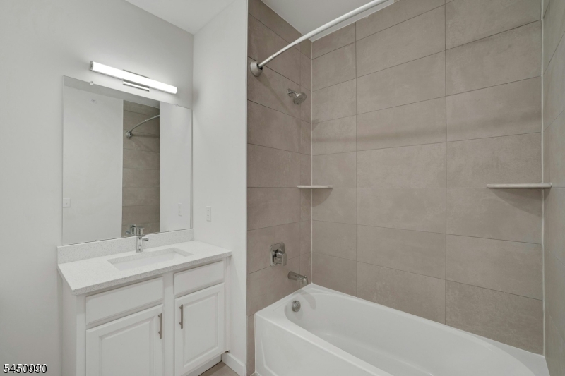 644 Lorhan Dr 644 Property Photo 22
